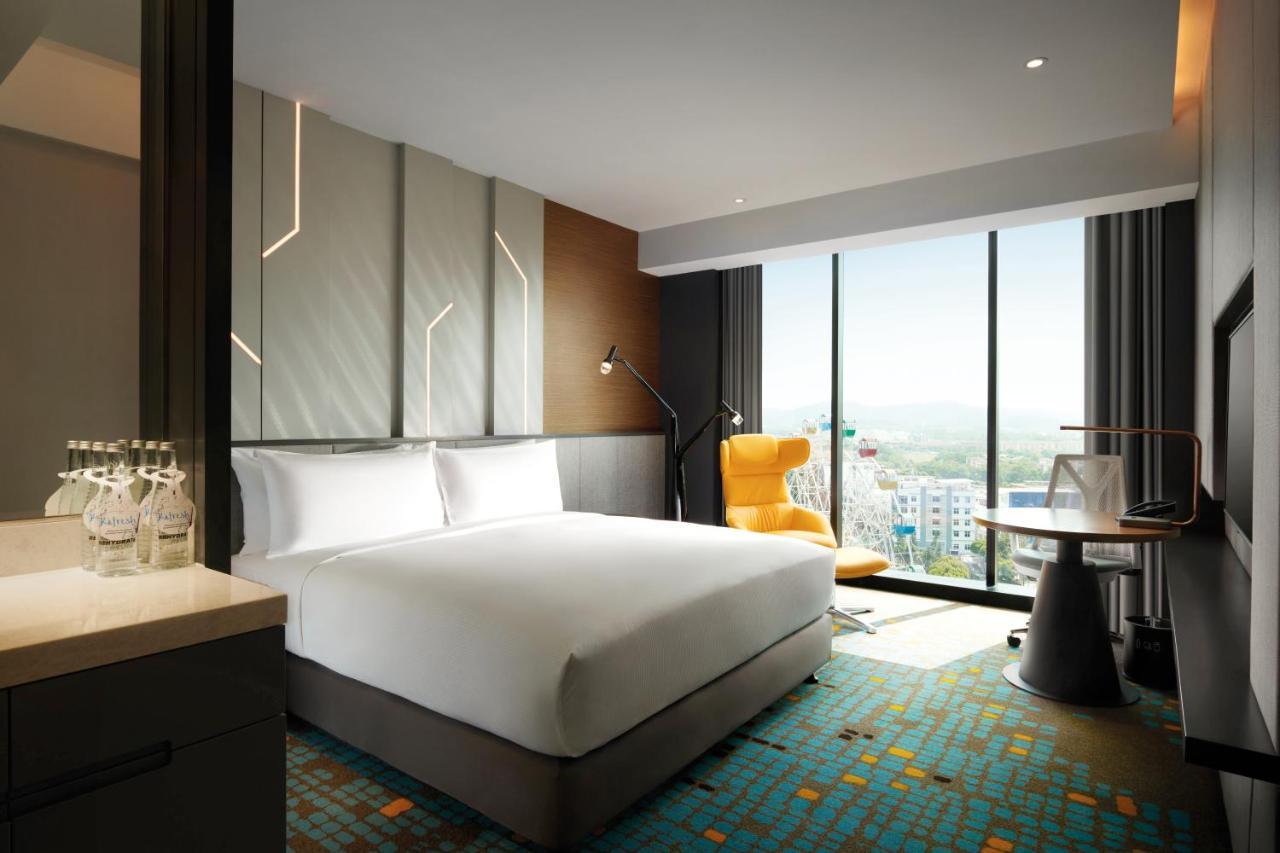 Doubletree By Hilton Shah Alam I-City Экстерьер фото