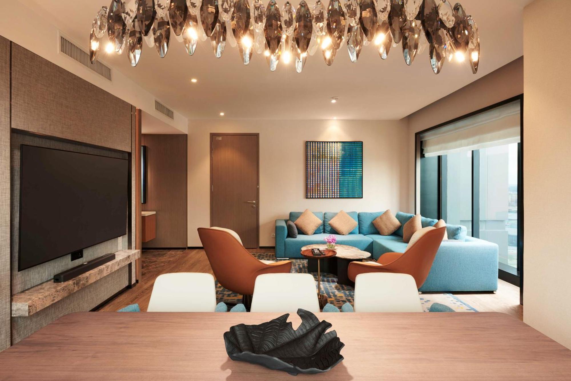 Doubletree By Hilton Shah Alam I-City Экстерьер фото A living room at the hotel