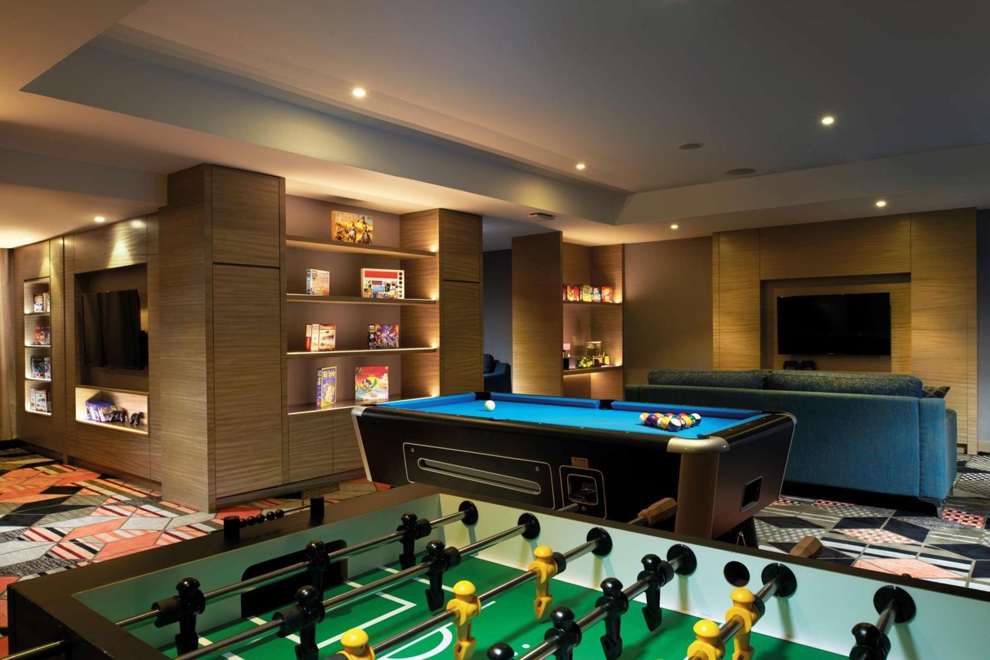 Отель Doubletree By Hilton Shah Alam I-City Экстерьер фото A games room