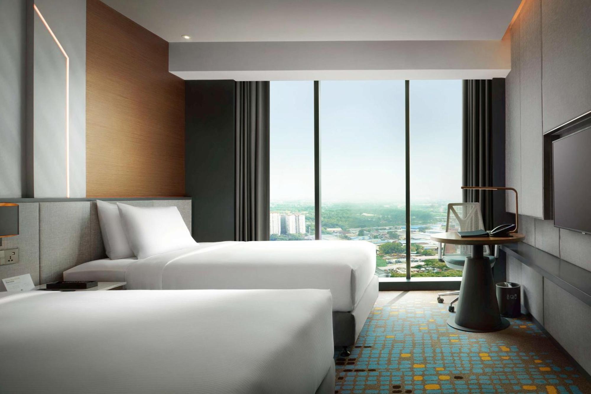 Doubletree By Hilton Shah Alam I-City Экстерьер фото