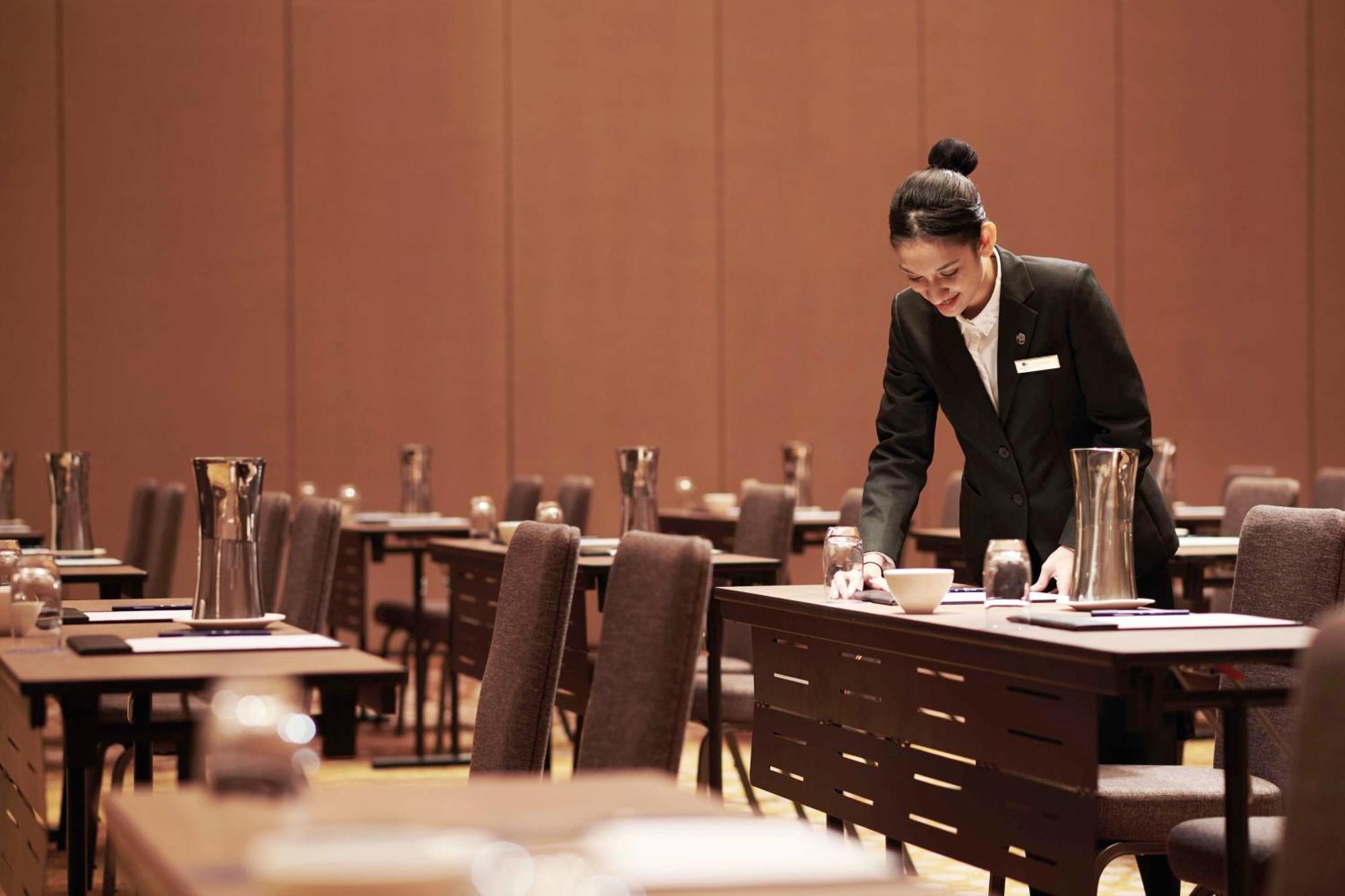 Doubletree By Hilton Shah Alam I-City Экстерьер фото A meeting room at the hotel